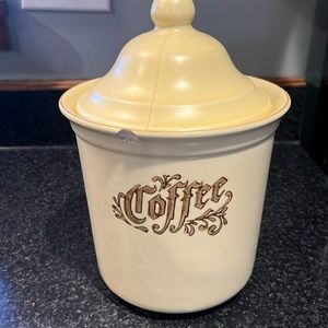 Vintage  Pfaltzgraff village coffee canister
